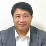 講師