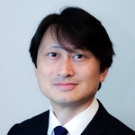 講師